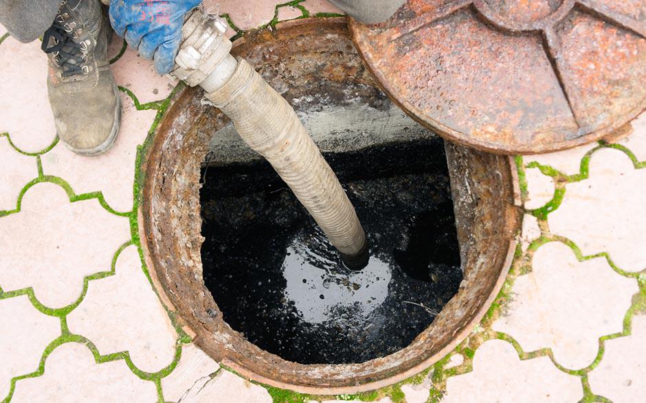 débouchage curage canalisation Magny-les-Hameaux